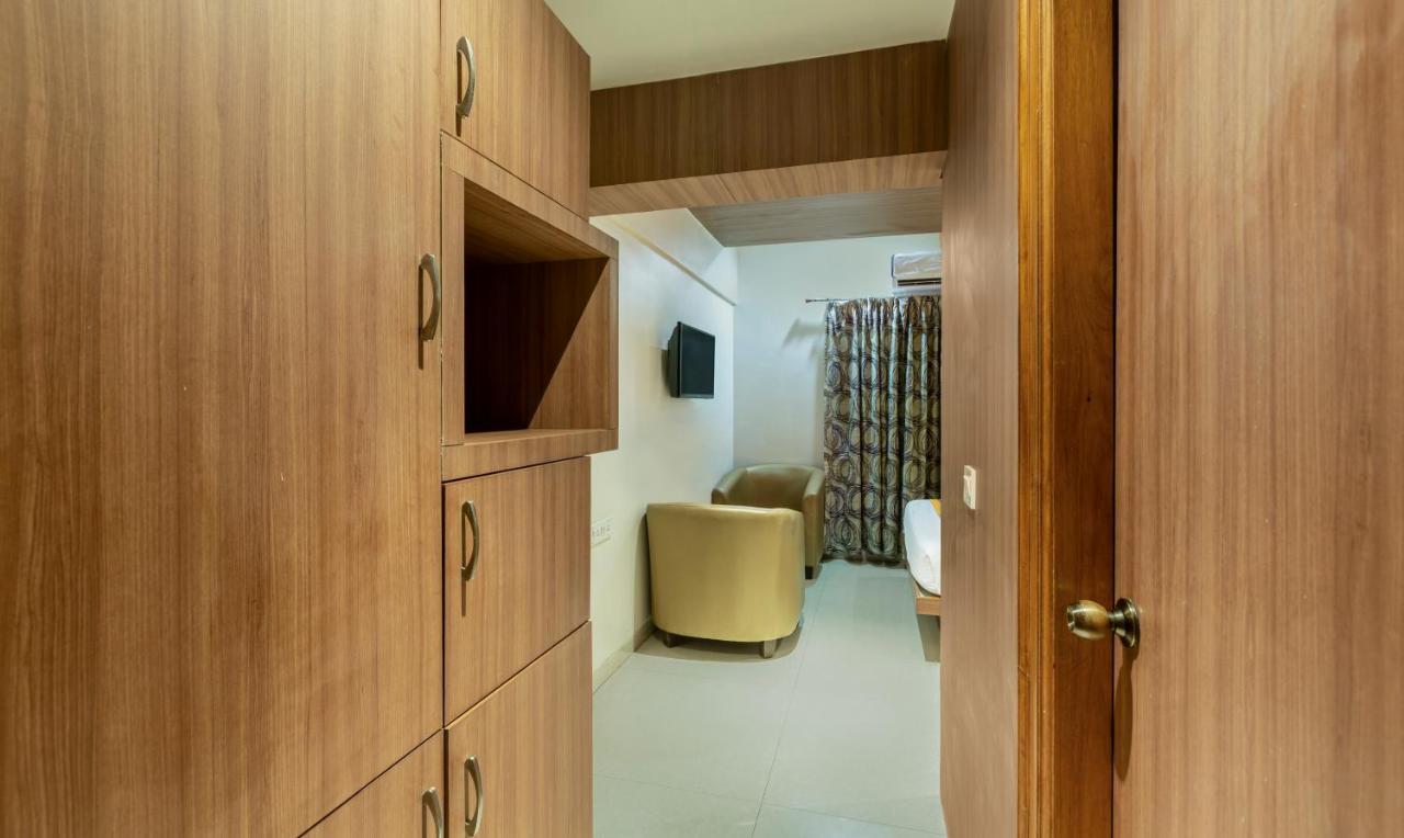 Itsy Hotels Hiland Suites Bangalore Luaran gambar